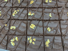 Load image into Gallery viewer, BROWNIES Fudge Nut Bakery Fresh 20 Cut
